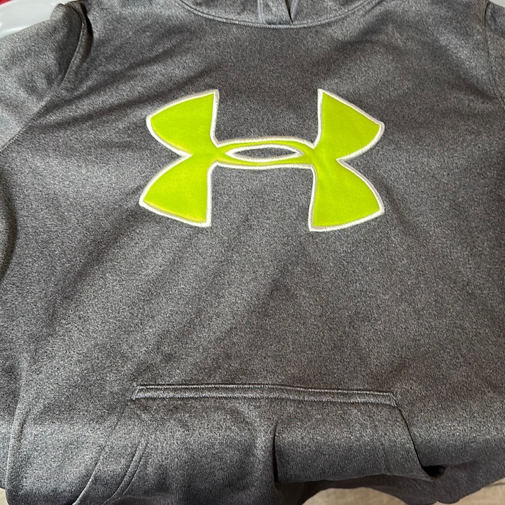 Women’s Under Armour hoodie